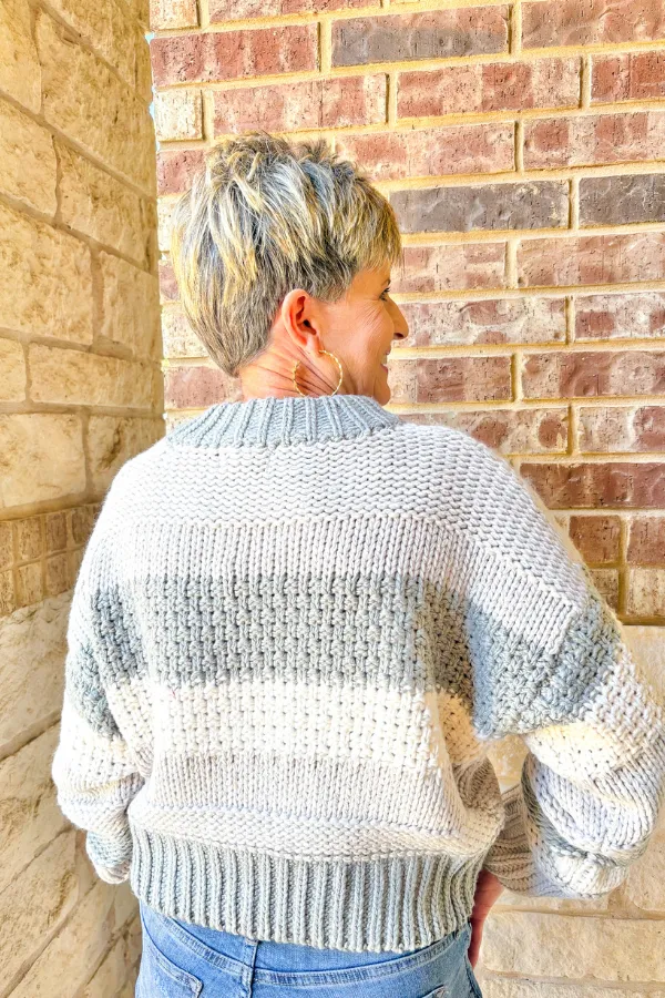 Cropped Crew Neck Sweater Grey Stripe